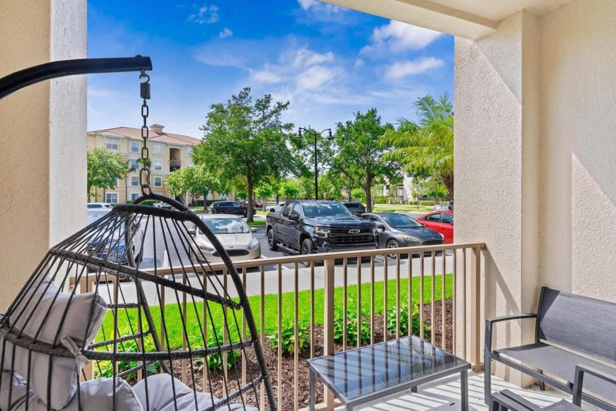 The Epic London Vista Cay Next To The Club * Orlando
