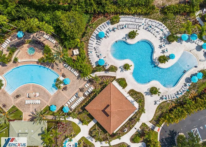 The Epic London Vista Cay Orlando Next To The Club